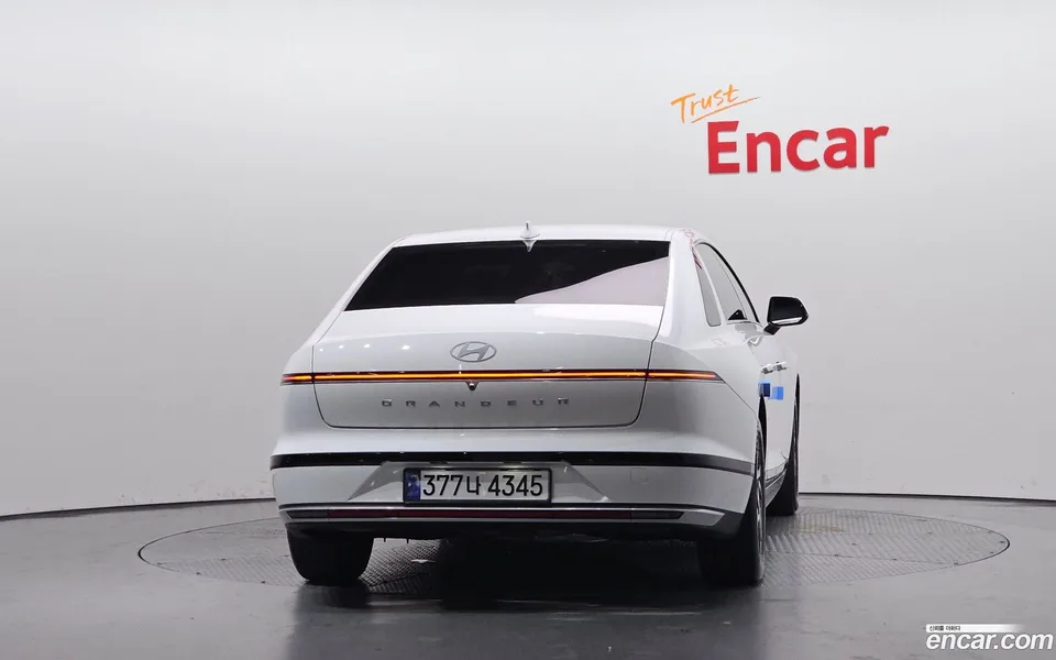 Hyundai Grandeur 2.5 2WD 2023 — thumbnail 4