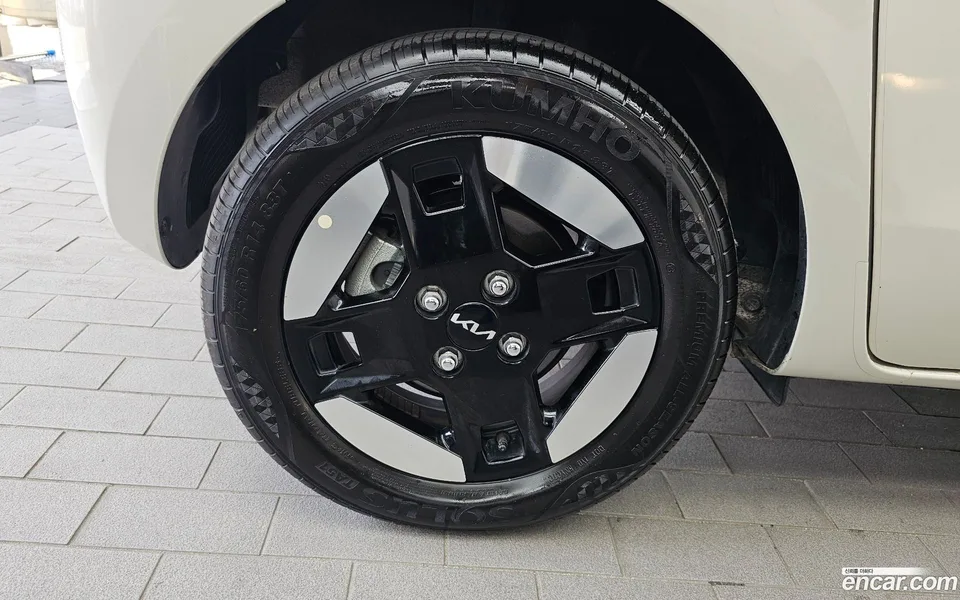 Kia Ray EV 2024 — thumbnail 2