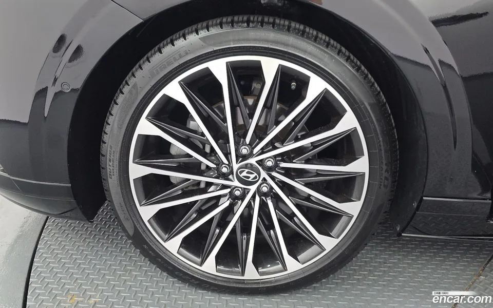 Hyundai Grandeur 3.5 2WD 2023 — thumbnail 5