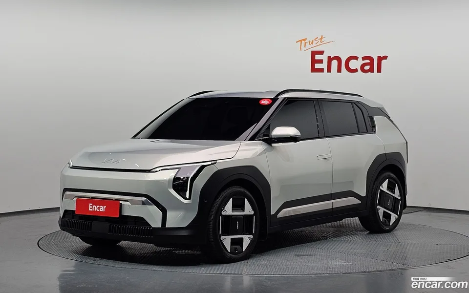Kia EV3 2WD 2026 — photo 1, buy with delivery to Moscow