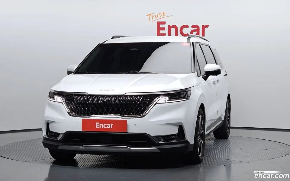 Kia Carnival 7 2022 — thumbnail 3