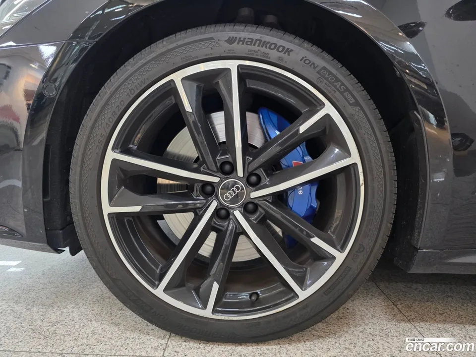 Audi A7 (4K) 55 TFSI e 2024 — thumbnail 2
