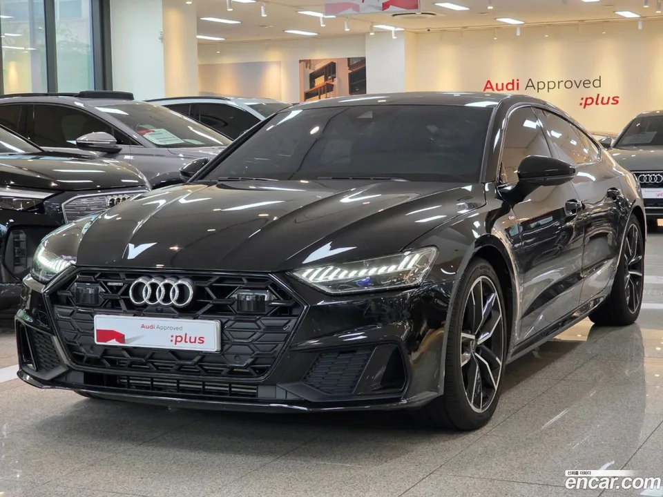 Audi A7 (4K) 55 TFSI e 2024 — photo 1, buy with delivery to Moscow