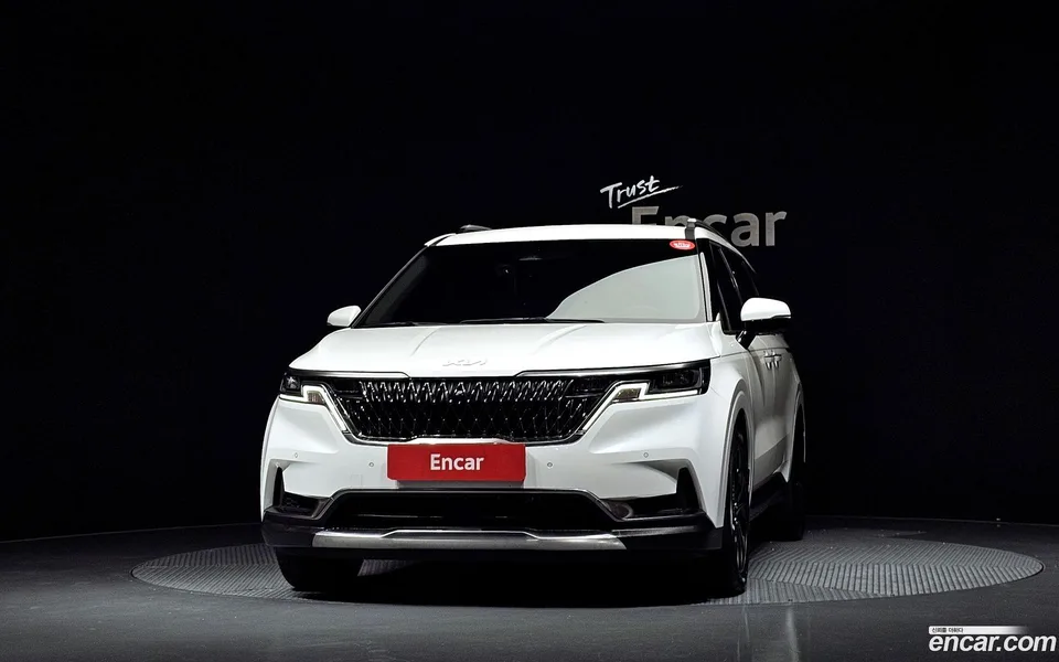Kia Carnival 7 2022 — thumbnail 3