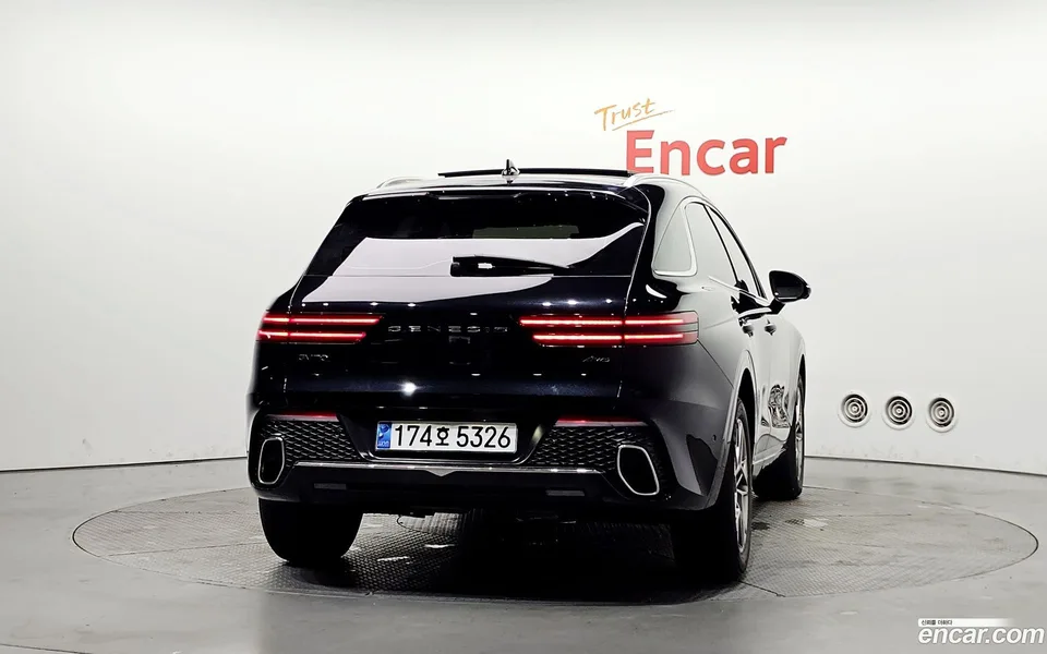 Genesis GV70 2.5T AWD 2023 — thumbnail 4