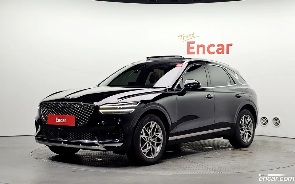 Genesis GV70 2.5T AWD 2023 — photo 1, buy with delivery to Moscow