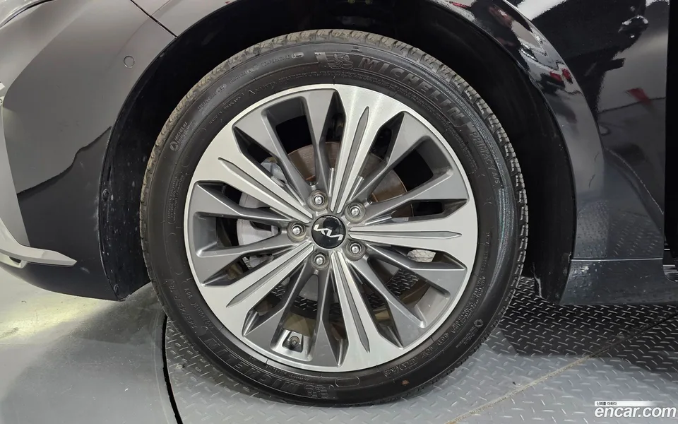 Kia K8 Hybrid 2024 — thumbnail 5
