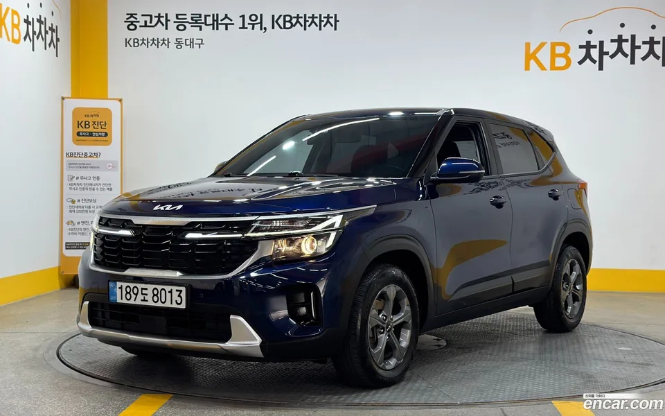 Kia Seltos 2.0 2WD 2023 — photo 1, buy with delivery to Moscow