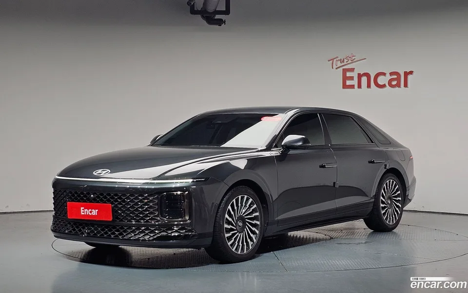Hyundai Grandeur Hybrid 2023 — photo 1, buy with delivery to Moscow