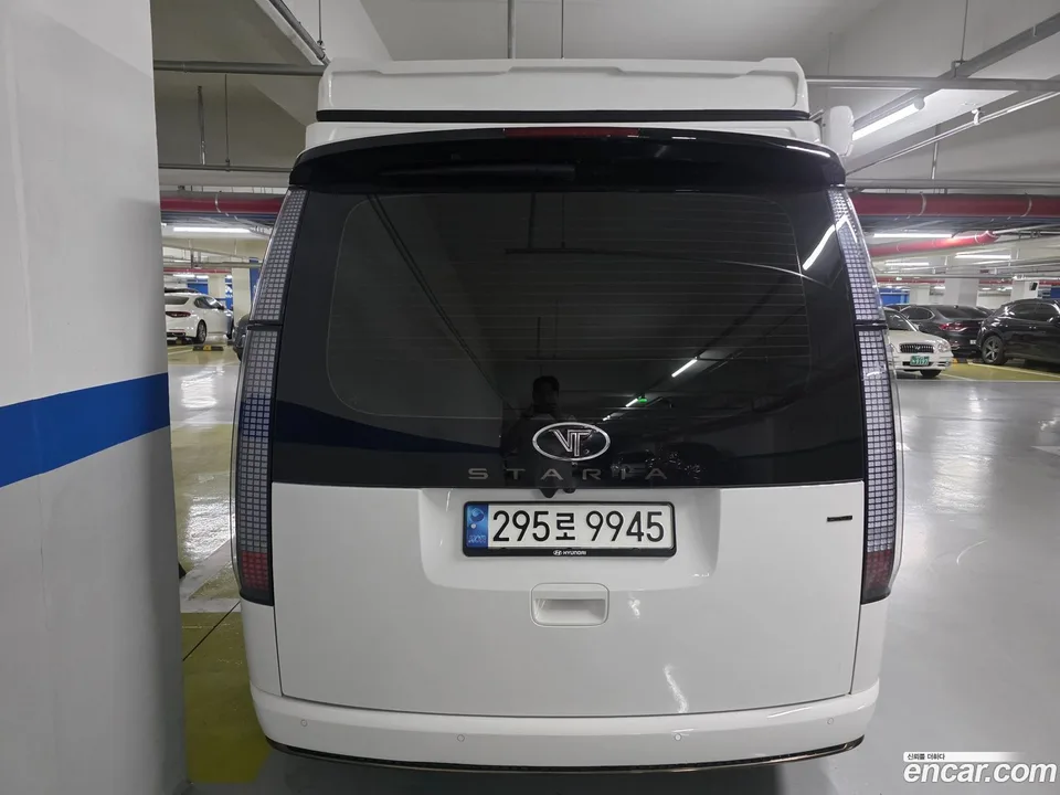 Hyundai Staria 4WD 9 2023 — thumbnail 4