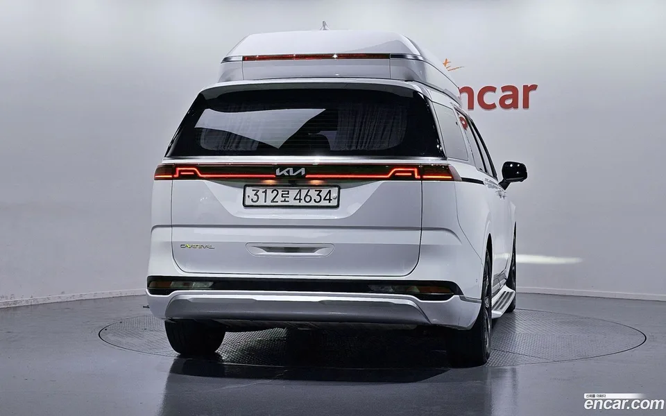 Kia Carnival 7 2022 — thumbnail 4