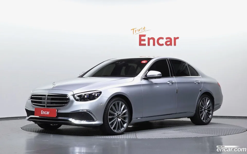 Mercedes-Benz E-Class E450 4MATIC 2023 — photo 1, buy with delivery to Moscow