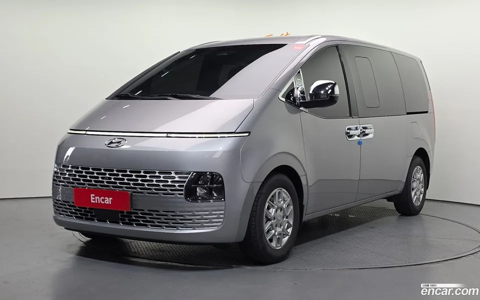 Hyundai Staria 2023