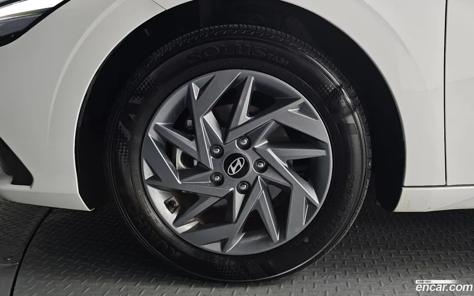 Hyundai Avante CN7 Hybrid 2025 — thumbnail 5