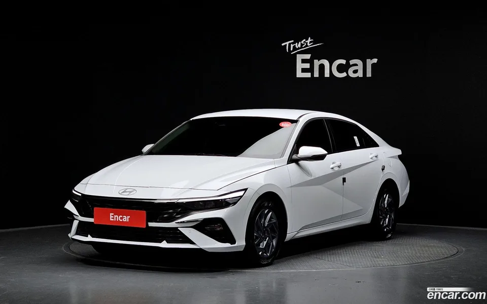 Hyundai Avante CN7 Hybrid 2025 — photo 1, buy with delivery to Moscow