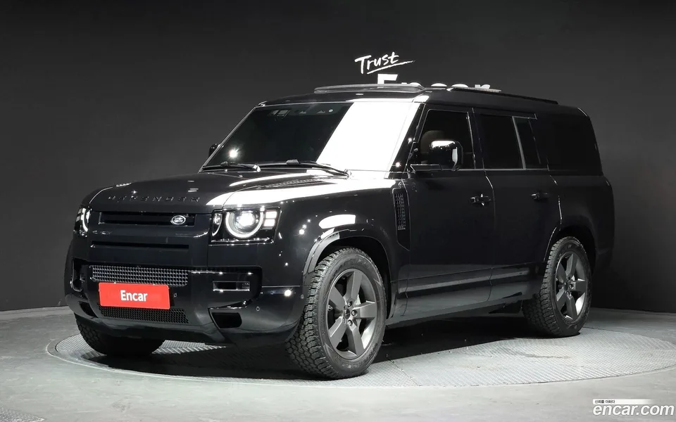 Land Rover Defender 130 P400 X- HSE 2026 — photo 1, buy with delivery to Moscow