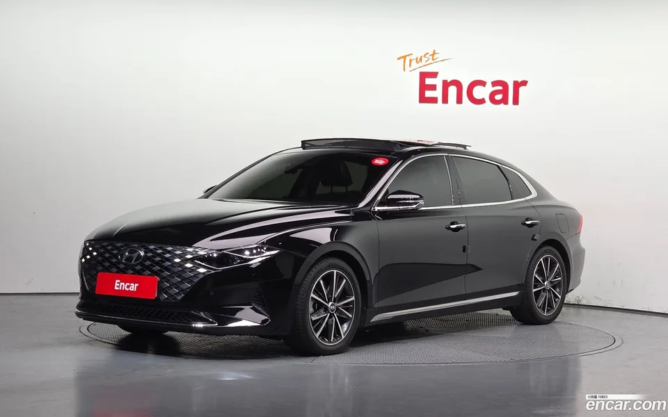 Hyundai Grandeur IG 2.5 2022 — photo 1, buy with delivery to Moscow