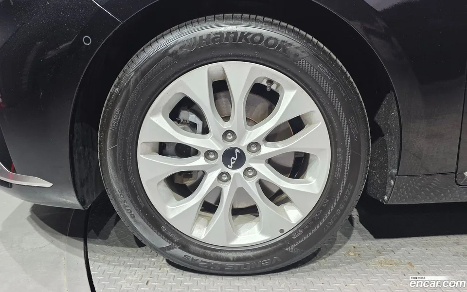 Kia K8 2.5 2WD 2022 — thumbnail 2