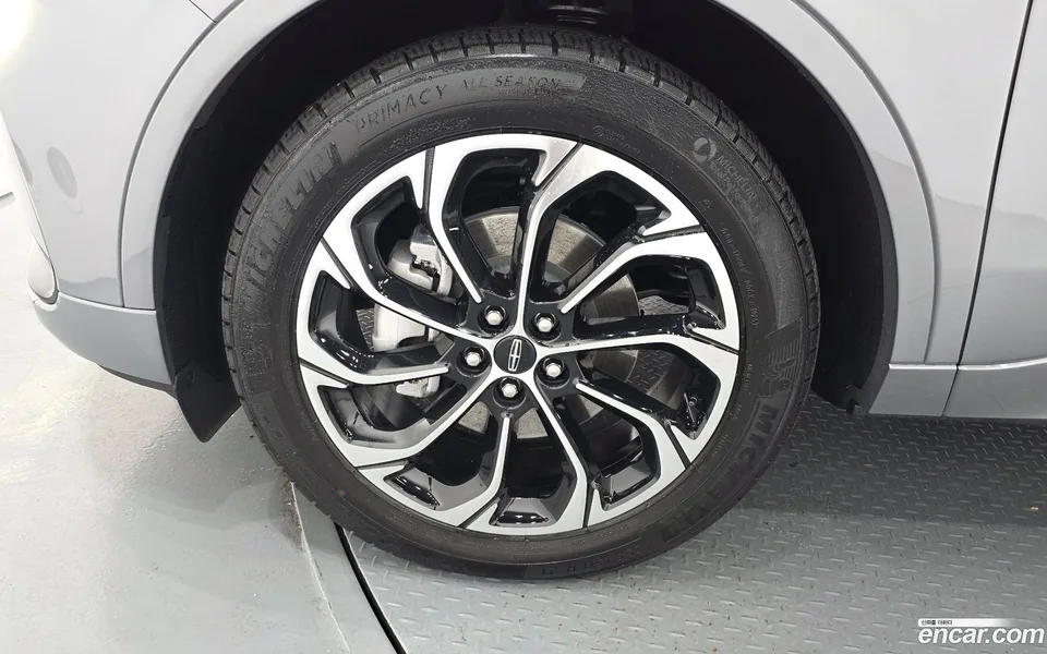 Lincoln Nautilus 2.0 AWD 2025 — thumbnail 2