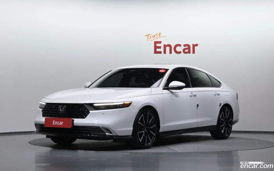 Honda Accord 2.0 2024 — фото 1, купить с доставкой в Москву