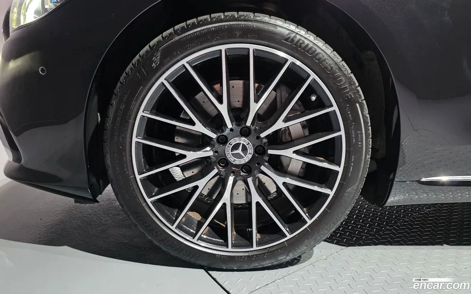 Mercedes-Benz S-Class S580L 4MATIC 2023 — миниатюра 2