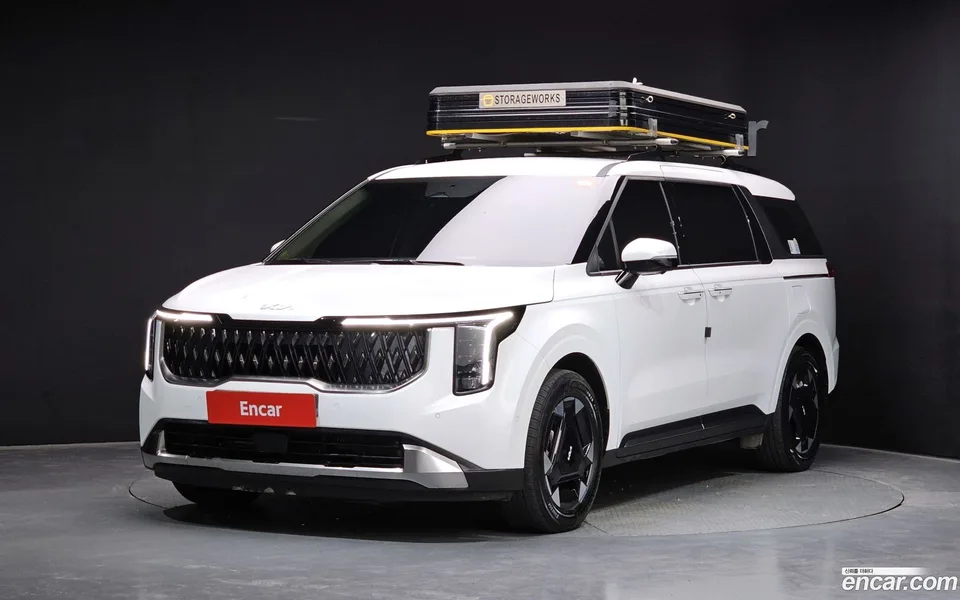 Kia Carnival HEV 9 2025 — photo 1, buy with delivery to Moscow