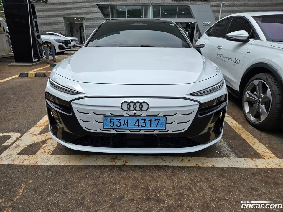 Audi A6 e- S Line 2025 — photo 1, buy with delivery to Moscow
