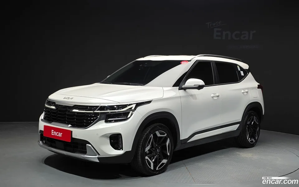 Kia Seltos 1.6 2WD 2025 — photo 1, buy with delivery to Moscow