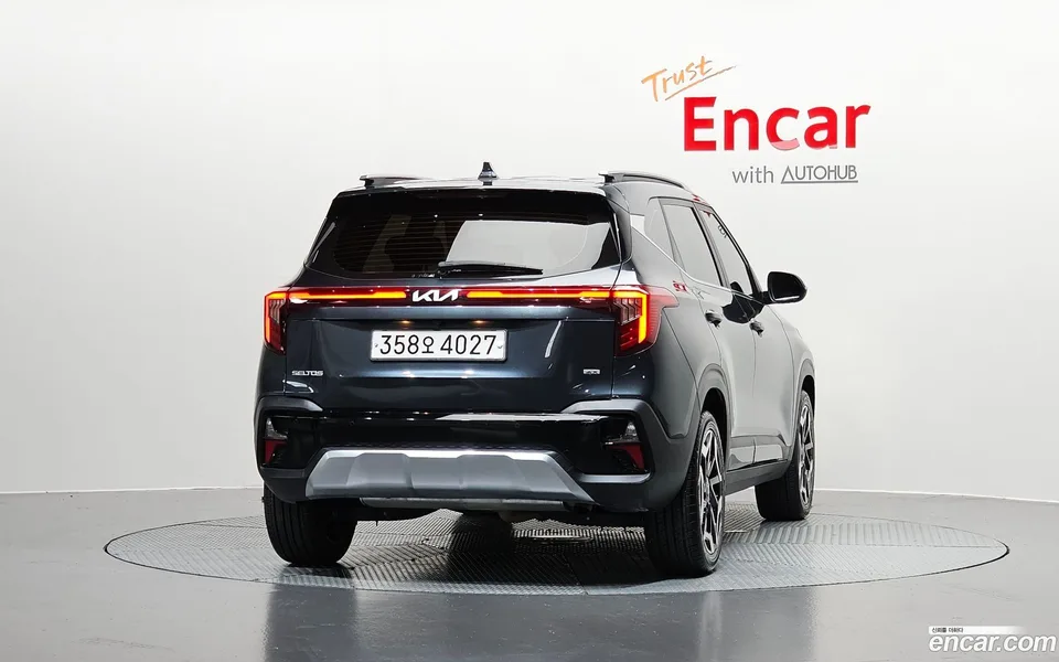Kia Seltos 1.6 4WD 2023 — thumbnail 4