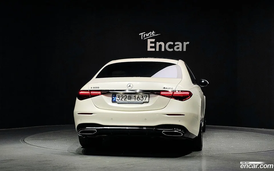 Mercedes-Benz S-Class S500L 4MATIC 2023 — thumbnail 4