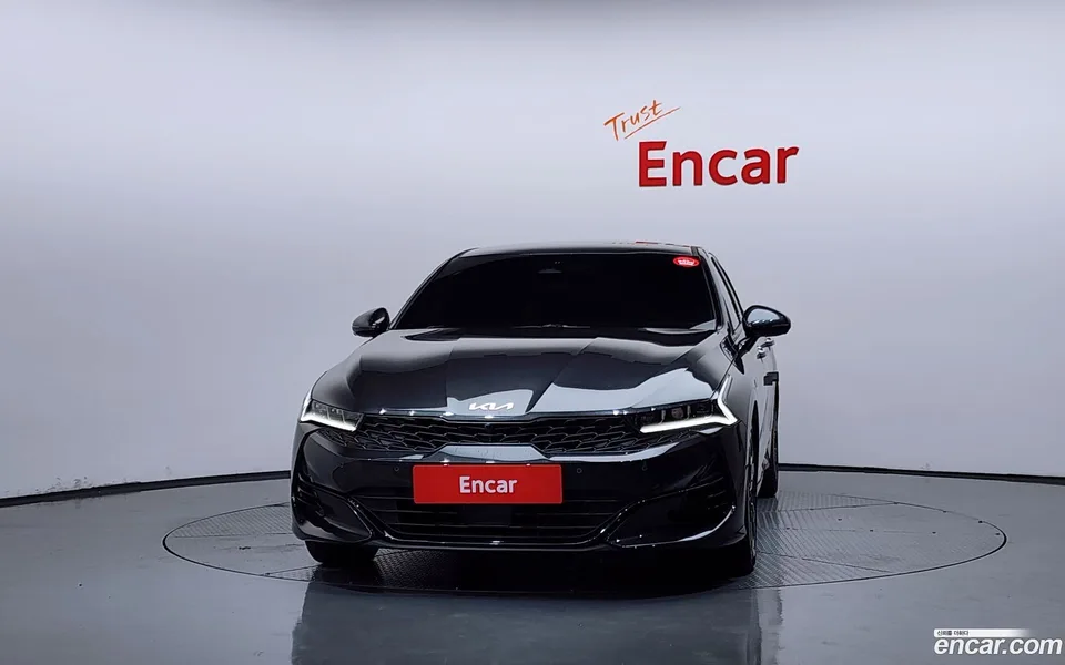 Kia K5 2.0 2023 — thumbnail 3