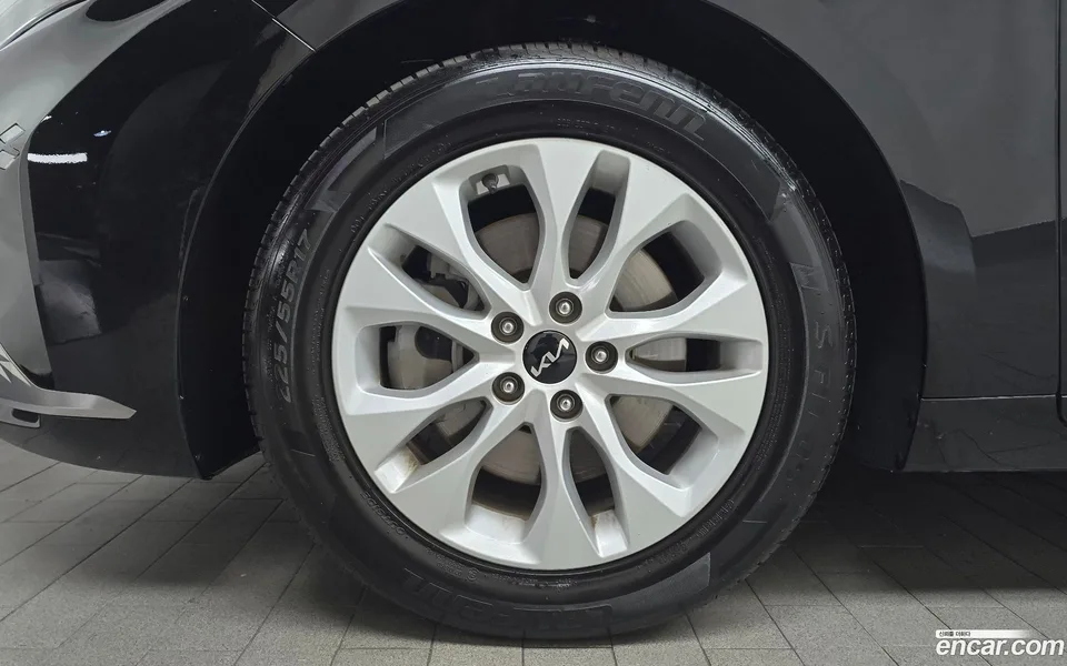 Kia K8 2.5 2WD 2023 — thumbnail 2