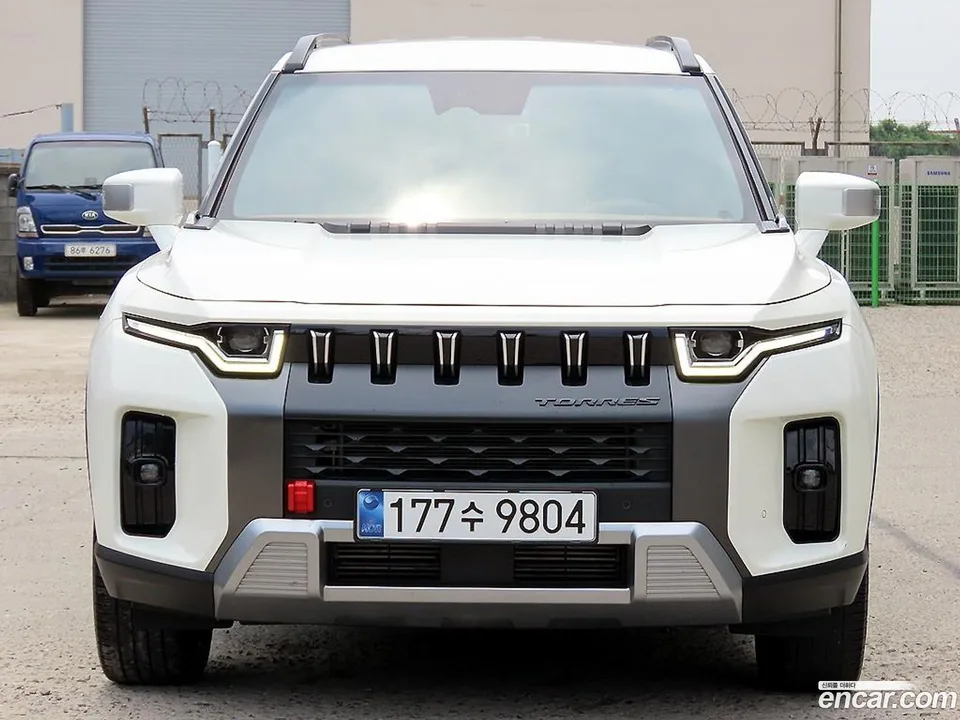 KG Mobility Torres 1.5 2WD 2023 — photo 1, buy with delivery to Moscow