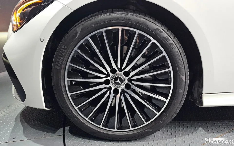 Mercedes-Benz CLE-Class CLE200 2024 — миниатюра 2