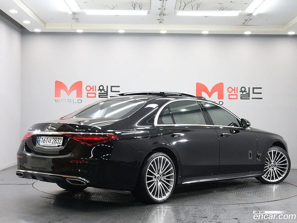 Mercedes-Benz S-Class S500L 4MATIC 2024 — thumbnail 3