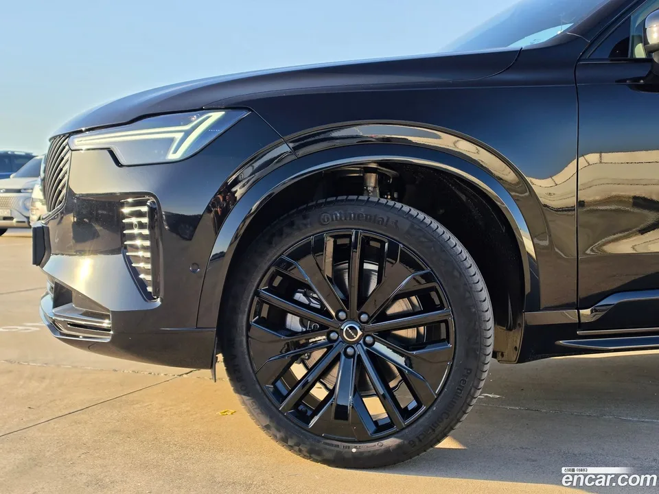 Volvo XC90 B6 2026 — thumbnail 4