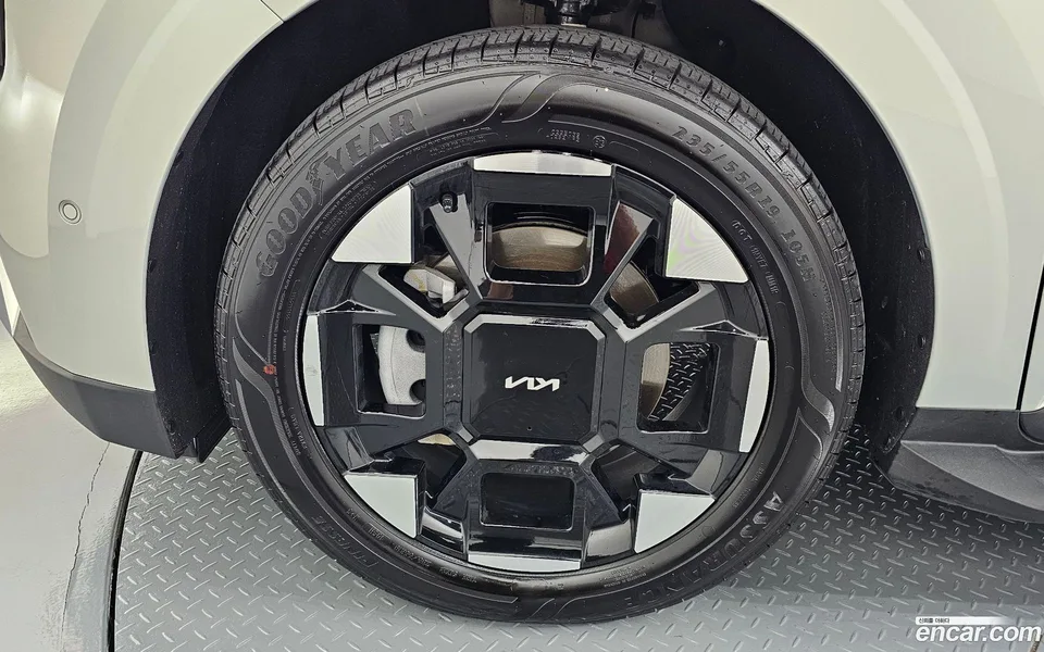 Kia Carnival HEV 7 2025 — thumbnail 2