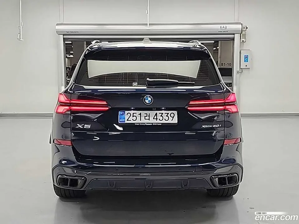 BMW X5 xDrive 40i M 2025 — thumbnail 3