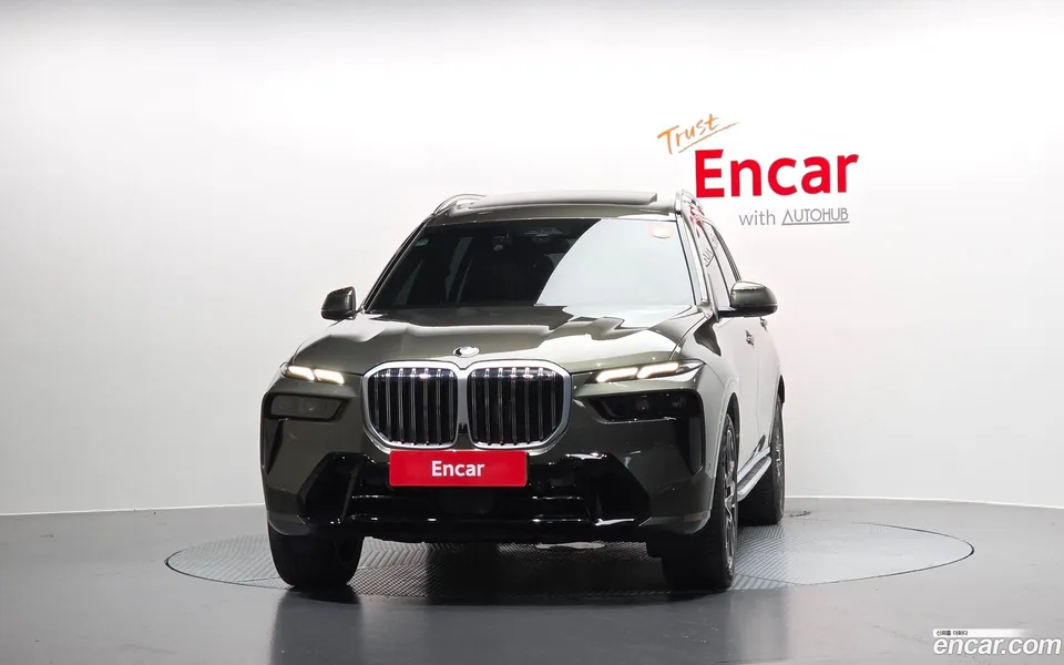 BMW X7 xDrive 40i M 6 2024 — thumbnail 3