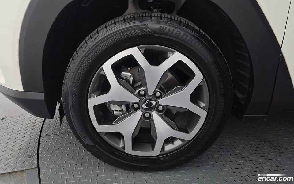 KG Mobility Torres 1.5 2WD 2023 — thumbnail 5