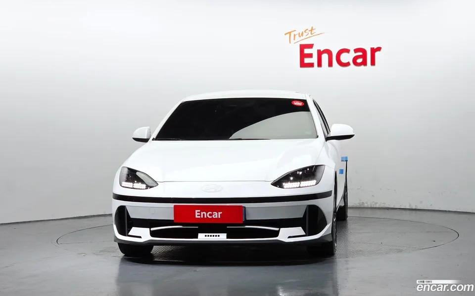 Hyundai Ioniq 6 2022 — thumbnail 3
