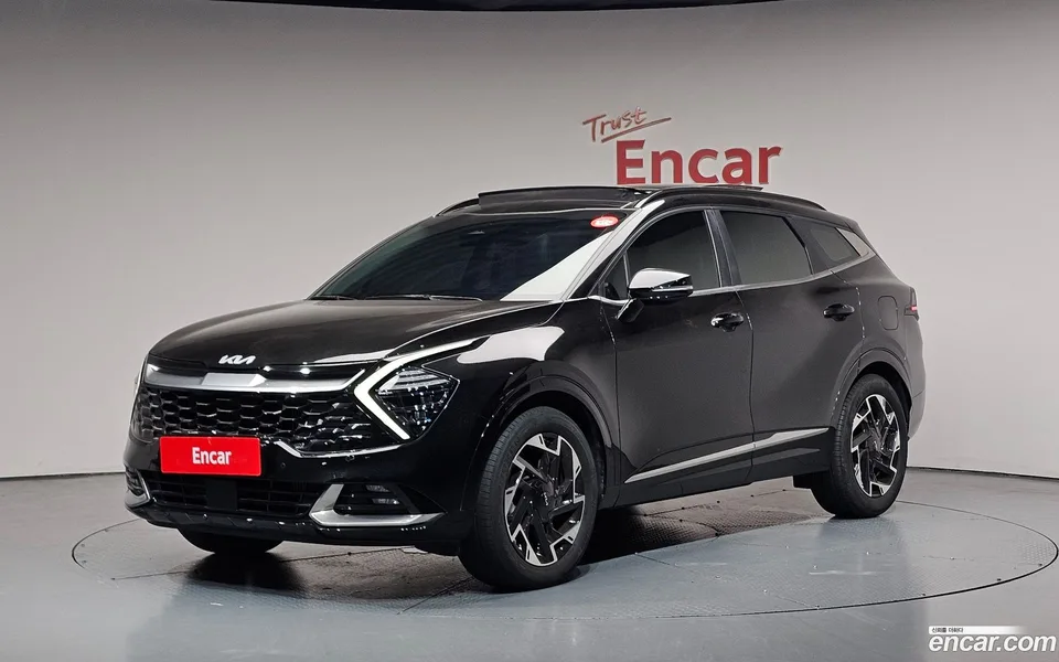 Kia Sportage 1.6 2WD 2023 — photo 1, buy with delivery to Moscow