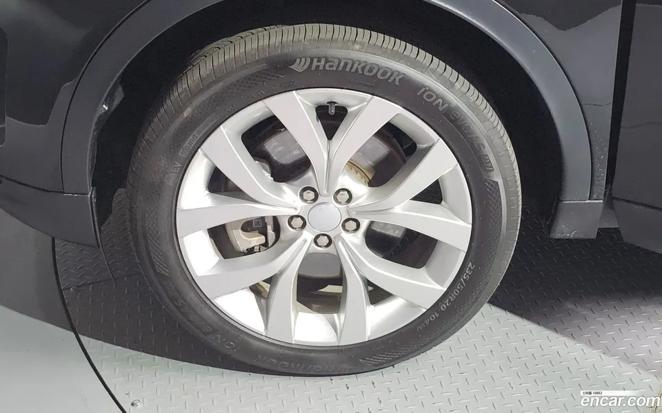 Land Rover Discovery Sport P250 SE 2022 — thumbnail 2
