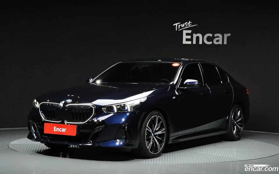 BMW 5 Series 2025