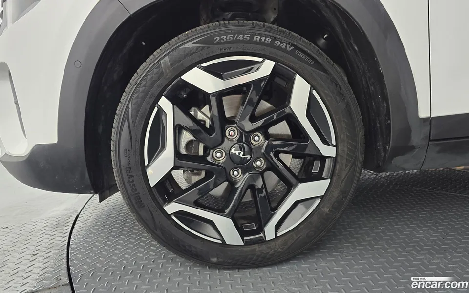 Kia Seltos 1.6 2WD 2024 — thumbnail 2