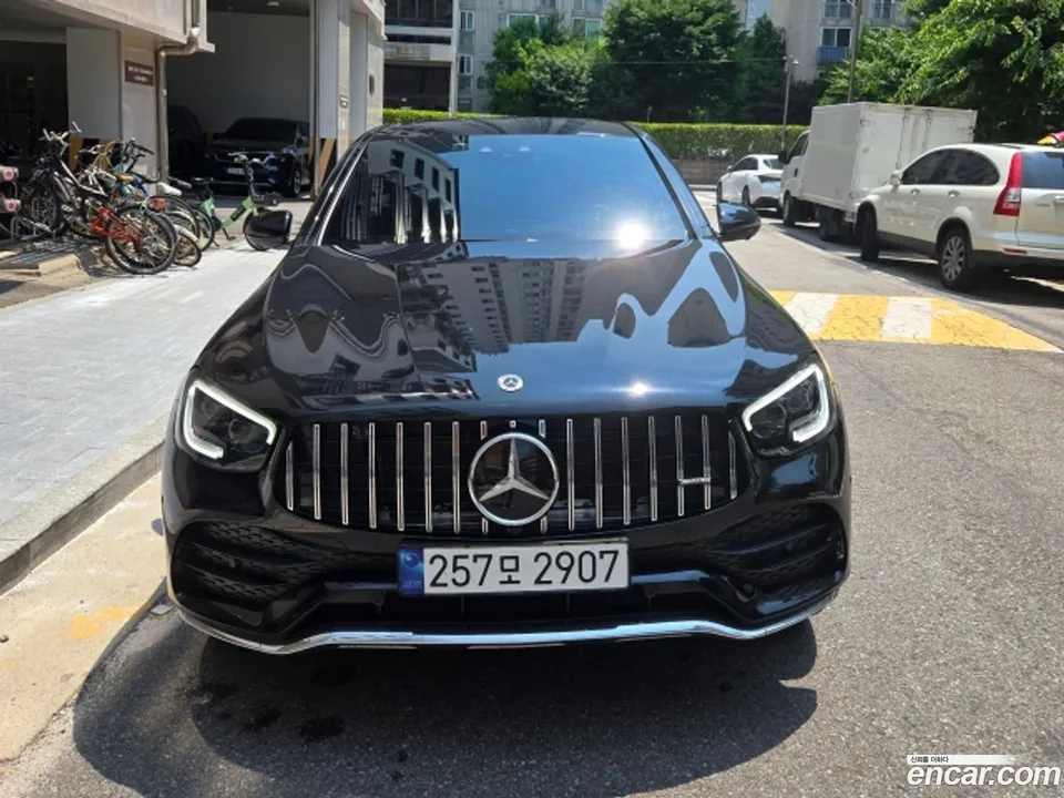 Mercedes-Benz GLC-Class GLC300 4MATIC 2023 — photo 1, buy with delivery to Moscow