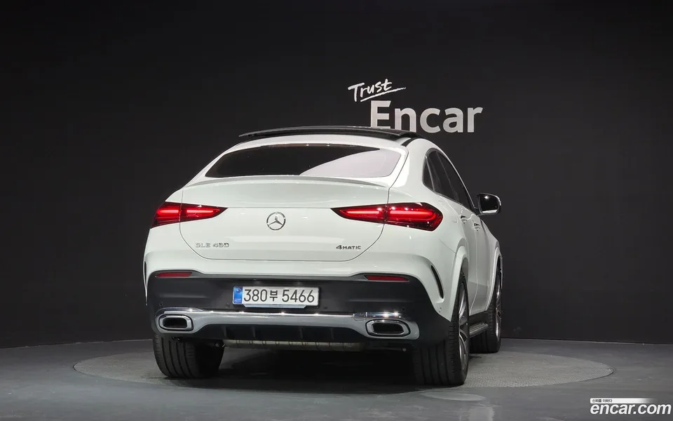 Mercedes-Benz GLE-Class GLE450 4MATIC 2025 — thumbnail 4