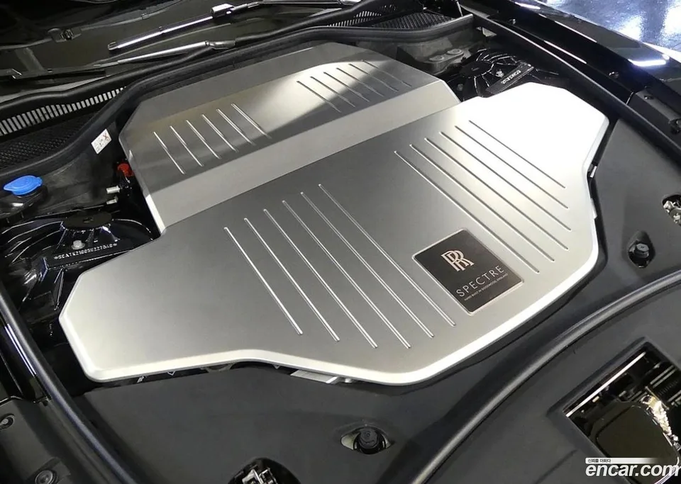 Rolls-Royce Spectre 2025 — thumbnail 2