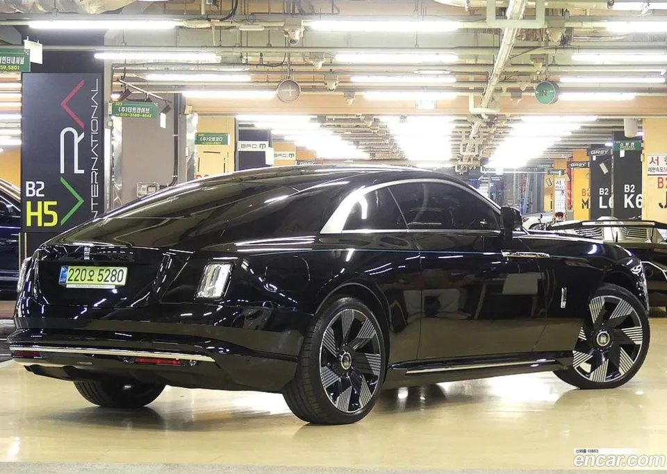 Rolls-Royce Spectre 2025 — thumbnail 3