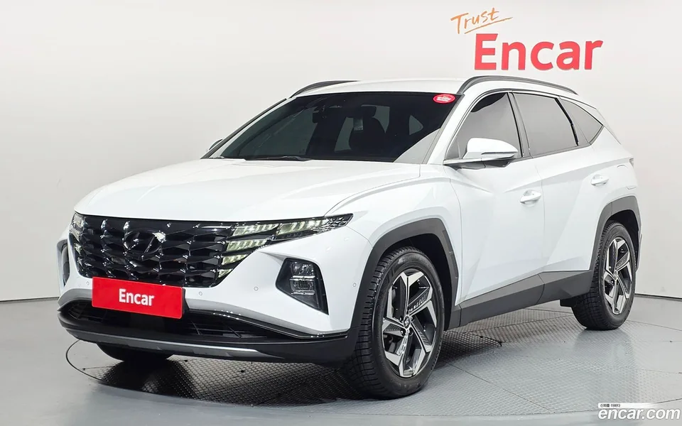 Hyundai Tucson 2.0 4WD 2022 — photo 1, buy with delivery to Moscow